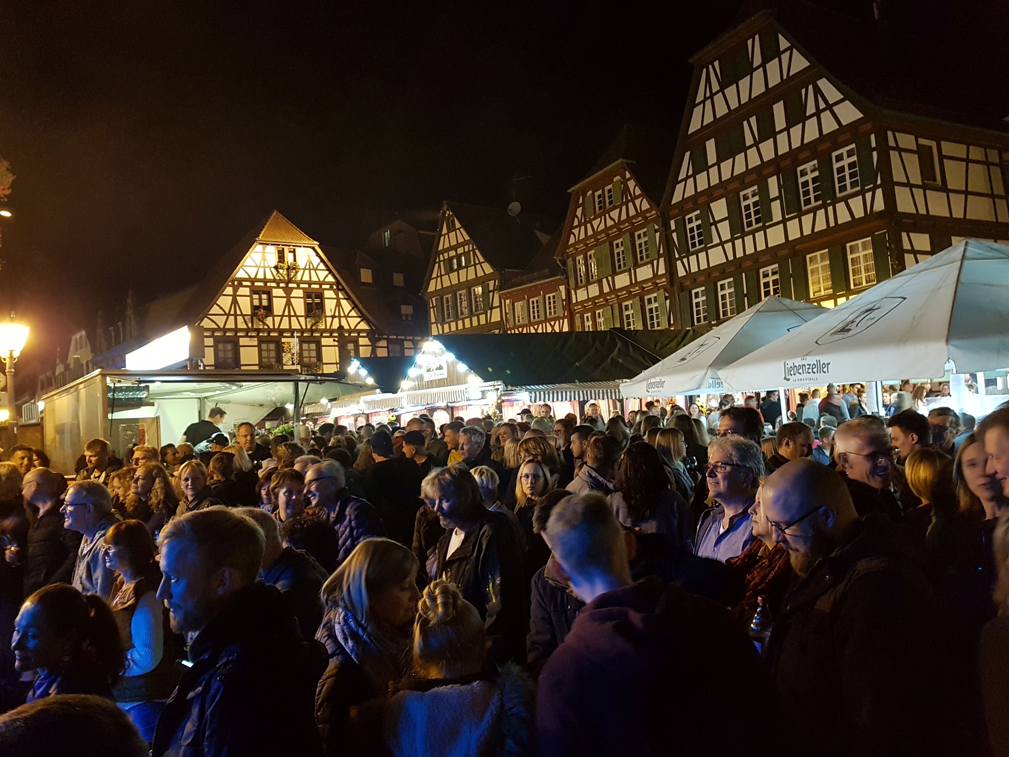 Brettener Weinmarkt mit verkaufsoffenem Sonntag Brettener Weinmarkt mit verkaufsoffenem Sonntag