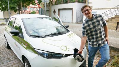 Umweltbeauftragter Andreas Hintz und die UEA informieren am Samstag, 16. Juli über E-Carsharing mit dem ZEO