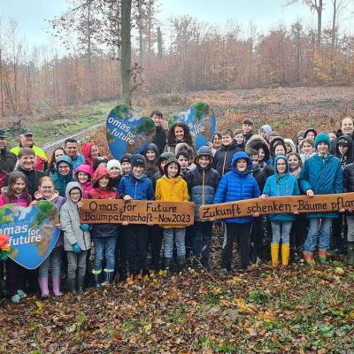 Baumpflanzaktion im Rinklinger Wald